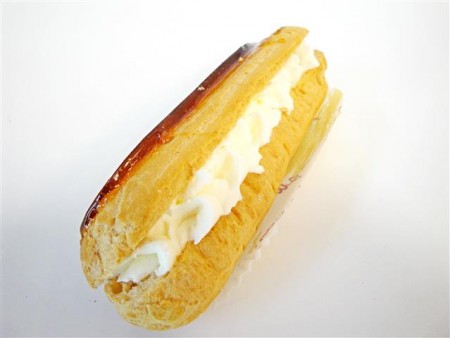 Eclair chantilly